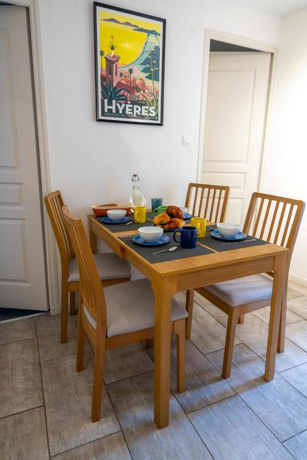 Blue Palm Apartment Hyeres Exterior photo