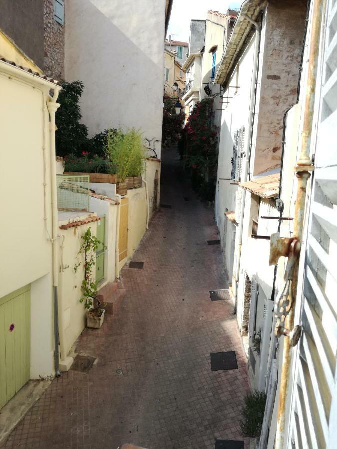 Blue Palm Apartment Hyeres Exterior photo